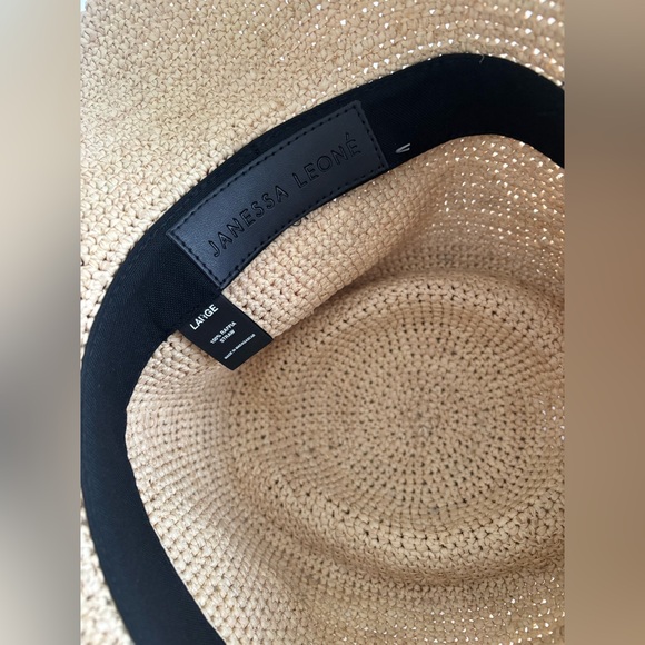 new Janessa Leone Felix packable straw raffia bucket sun hat in natural tan - Picture 8 of 9